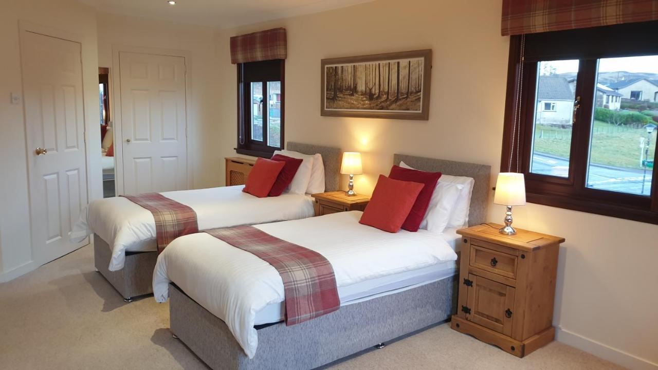 Hotel Loch View, Lairg Esterno foto